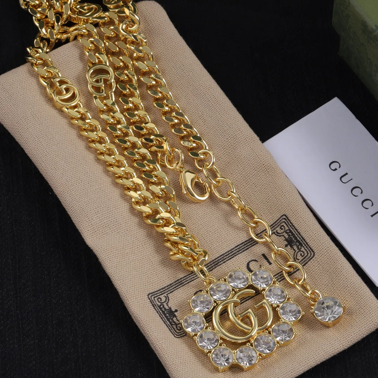 Gucci GG Marmont Crystal-Embellished Gold-Tone Curb Chain Necklace 3