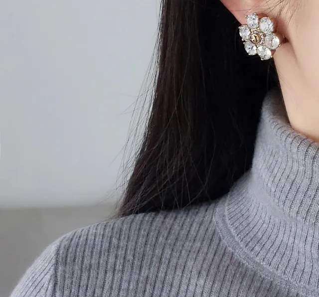 Gucci GG Marmont Crystal Floral Stud Earrings 7