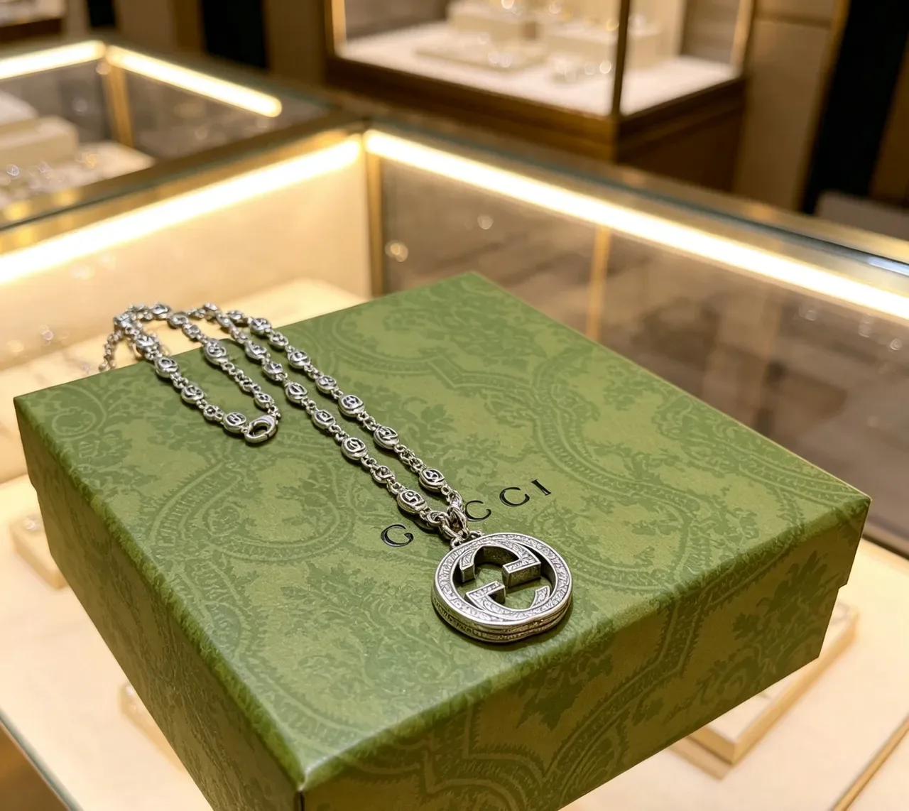 Gucci GG Marmont Engraved Interlocking G Silver-Tone Necklace 9