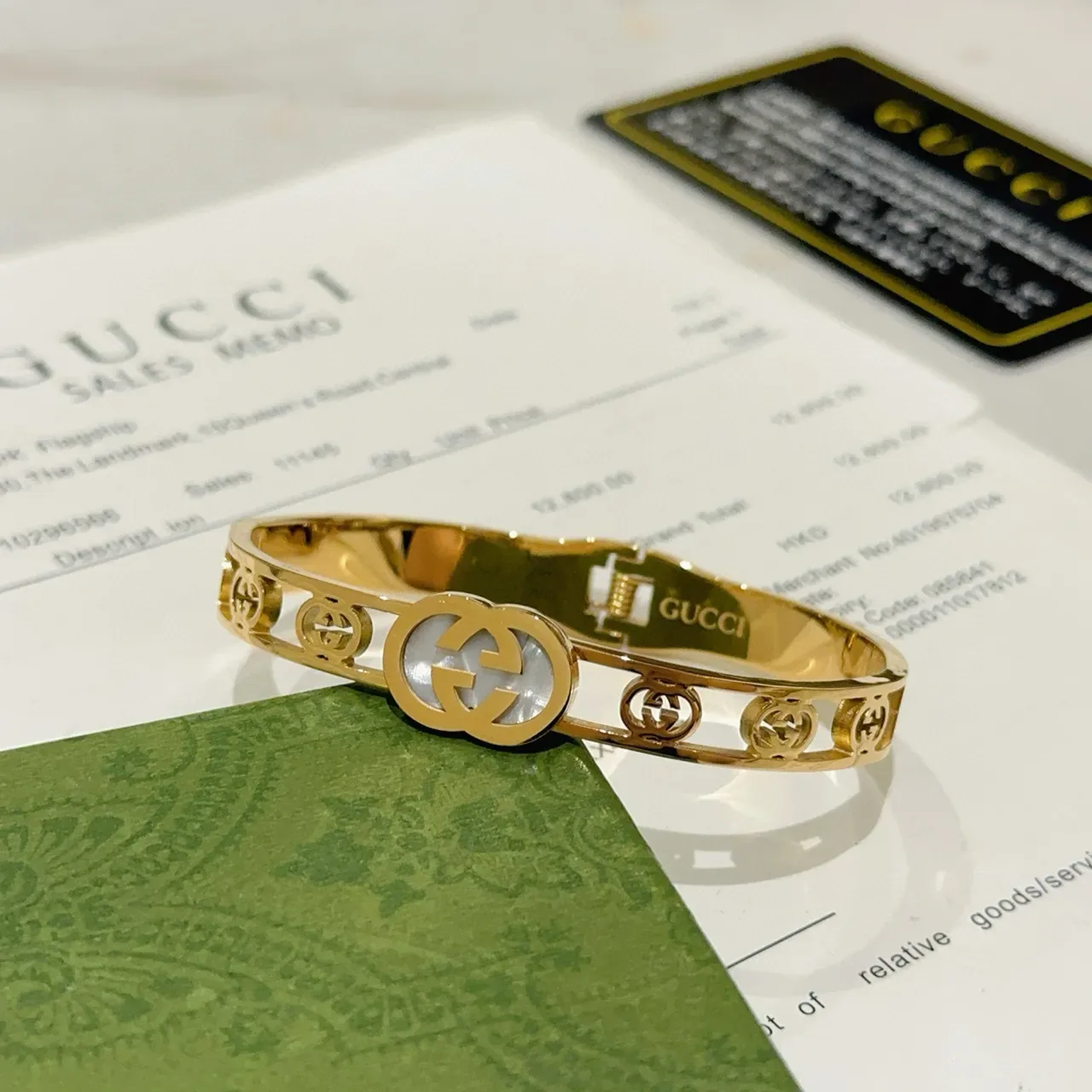 سوار Gucci GG Marmont لؤلؤ أم ذهبي اللون متشابك G 3