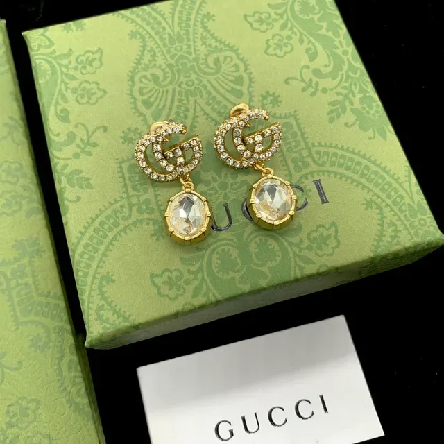 Gucci GG Marmont सلسلة ذهبية شفافة Interlocking Double-G Logo قلادة 9