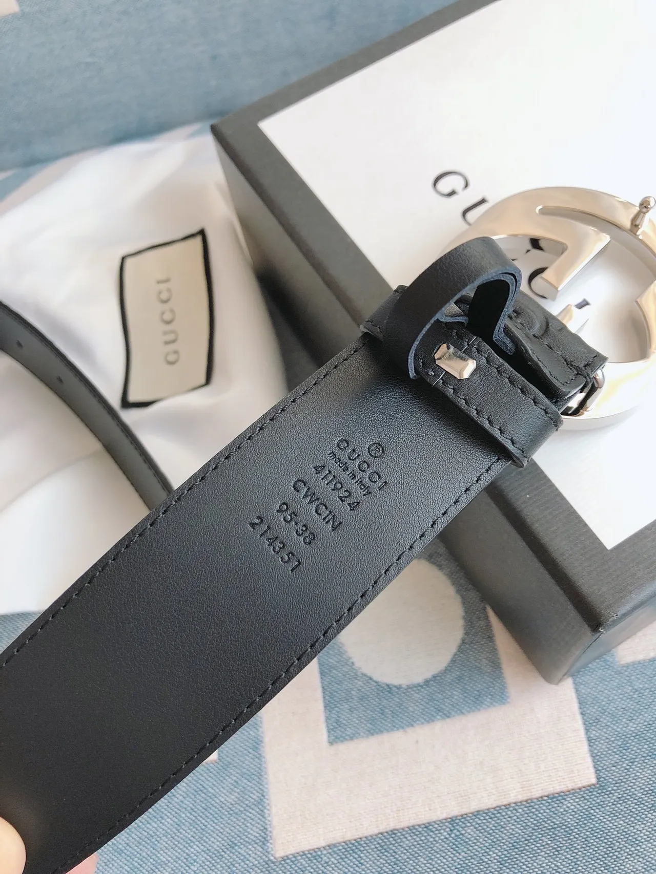 Gucci GG Marmont Interlocking G Buckle Ceinture en Cuir Noir 4