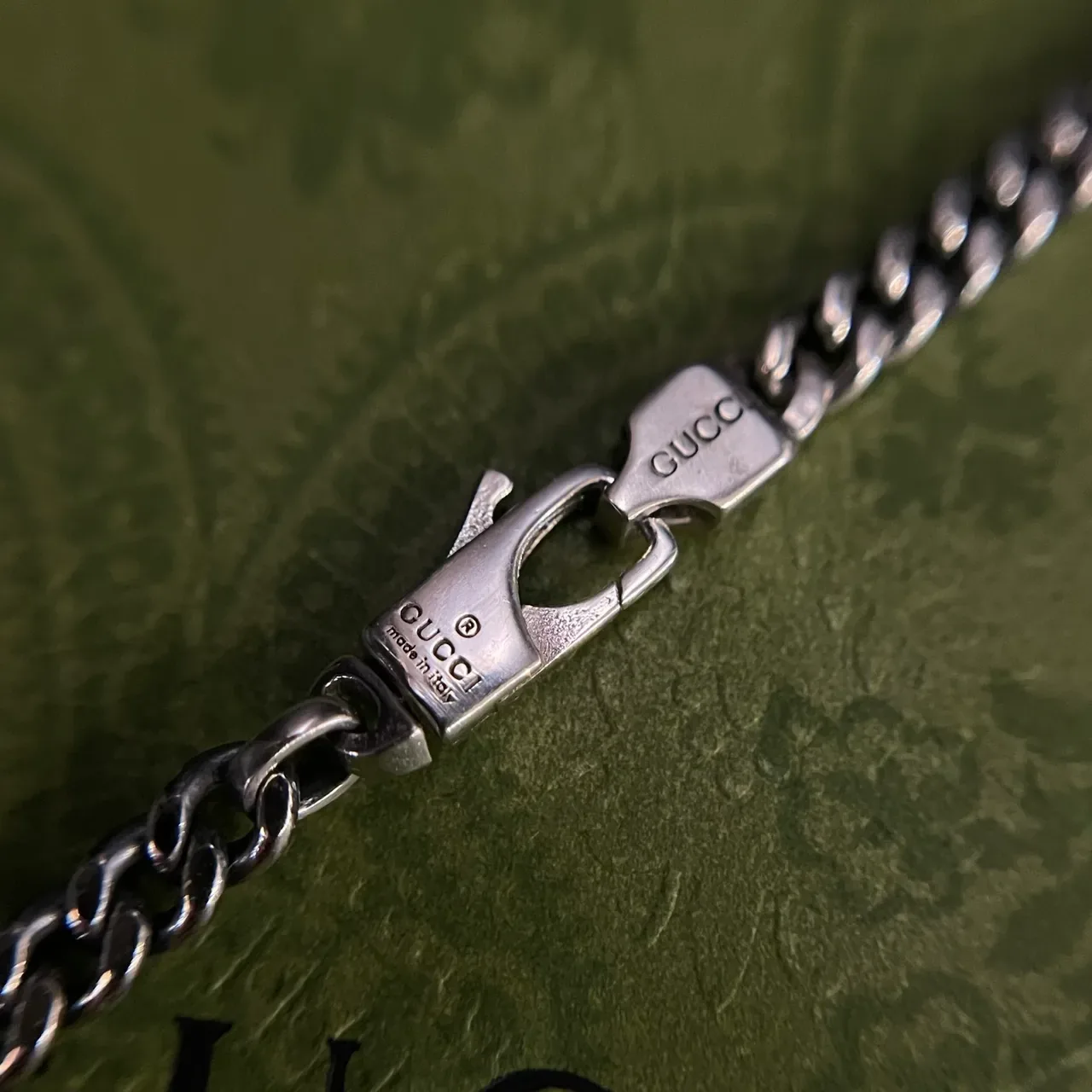 Gucci GG Marmont Interlocking GG Medallion Silver-Tone Necklace 4