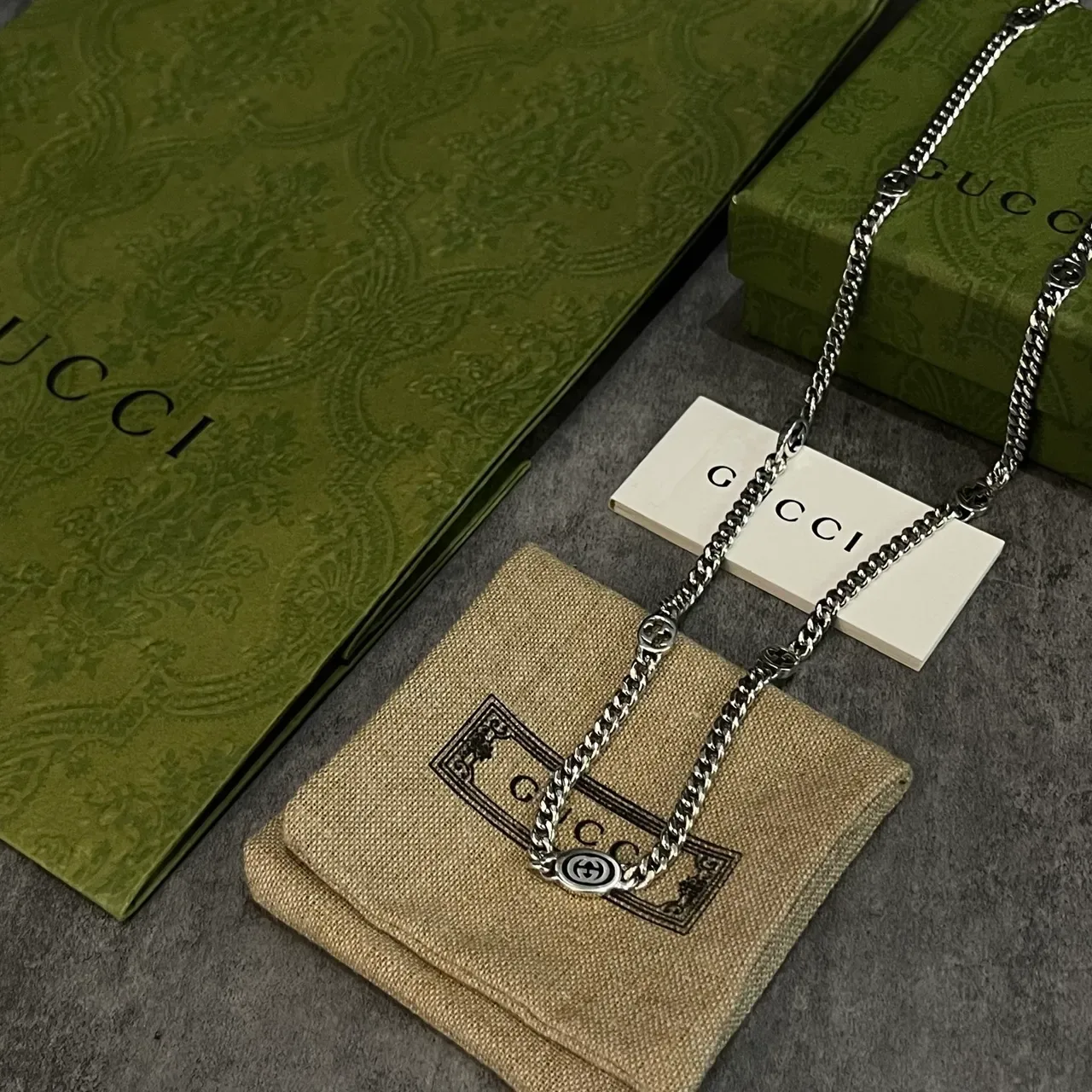 Gucci GG Marmont Interlocking GG Medallion Silver-Tone Necklace 6