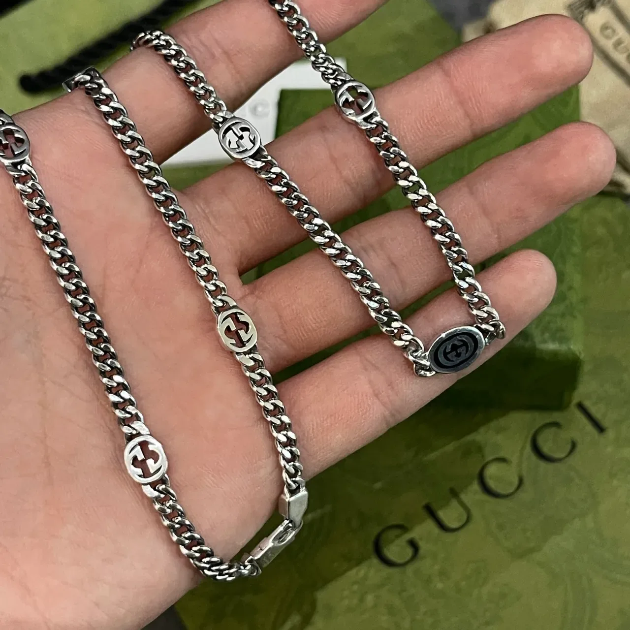 Gucci GG Marmont Interlocking GG Medallion Silver-Tone Necklace 7
