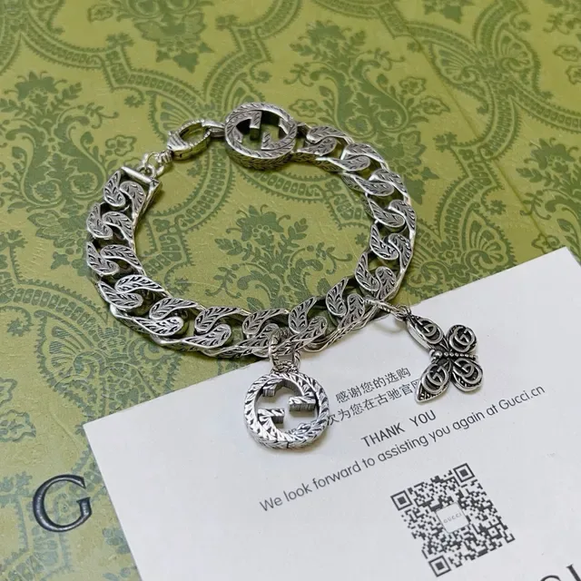 Gucci GG Marmont Leaf-Engraved Curb Chain Interlocking G Butterfly Charm Bracelet 2
