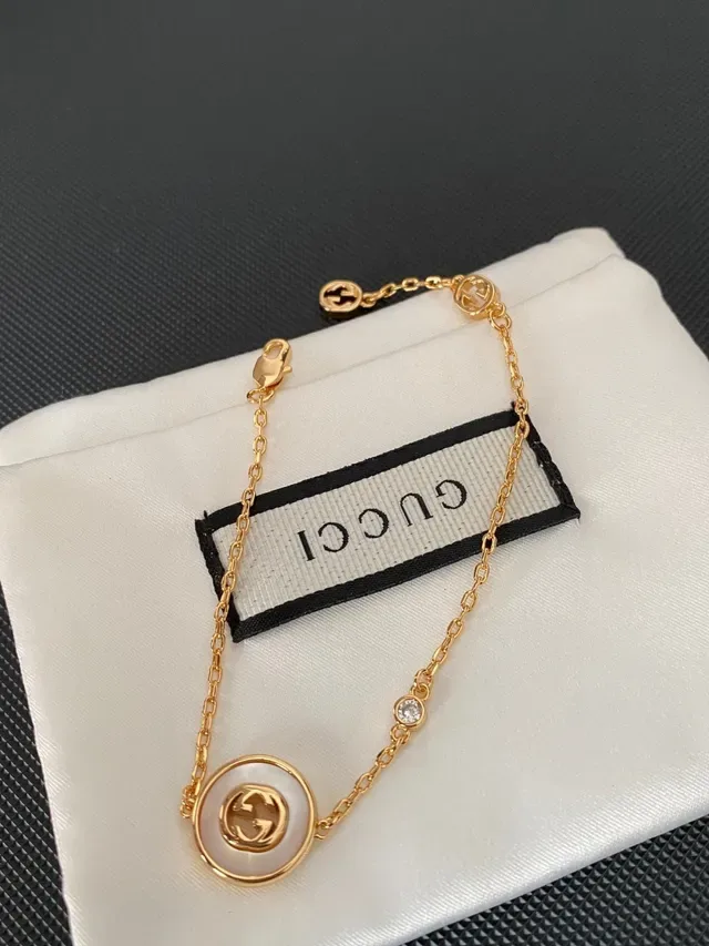 Gucci GG Marmont Mother-of-Pearl Disc Gold-Tone Chain Bracelet 2