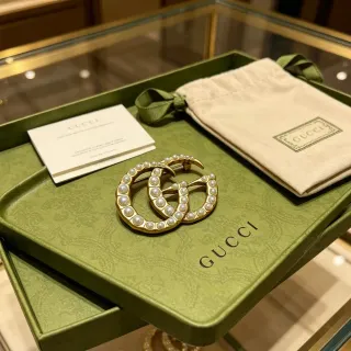 Gucci GG Marmont Pearl-Embellished Double G Brooch
