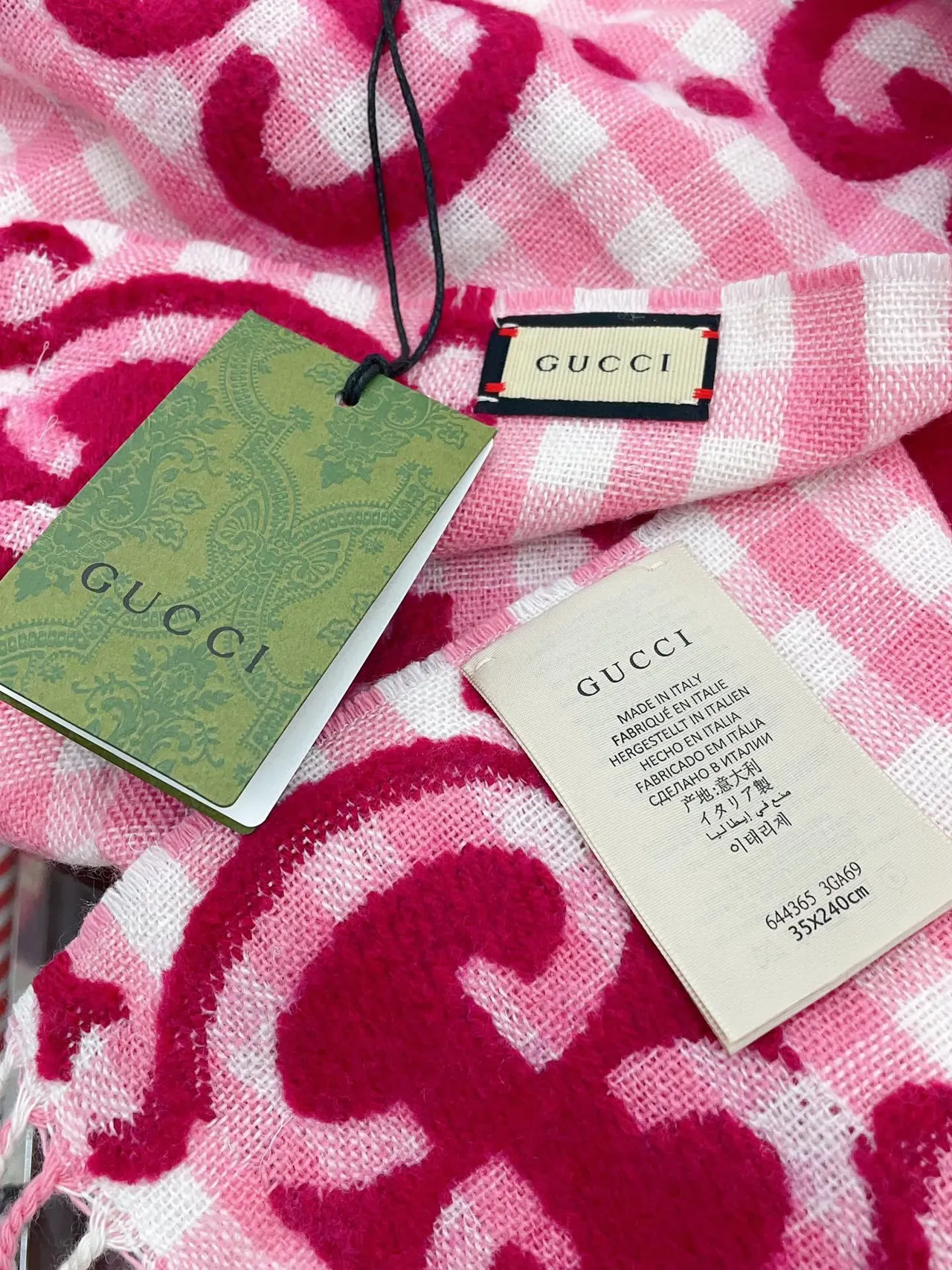 Gucci GG Marmont Écharpe de cachemire monogrammée rose rouge à carreaux gingham 9