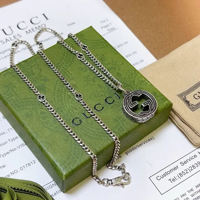 Gucci GG Marmont Silver Interlocking G Pendant Circular Medallion Necklace 6