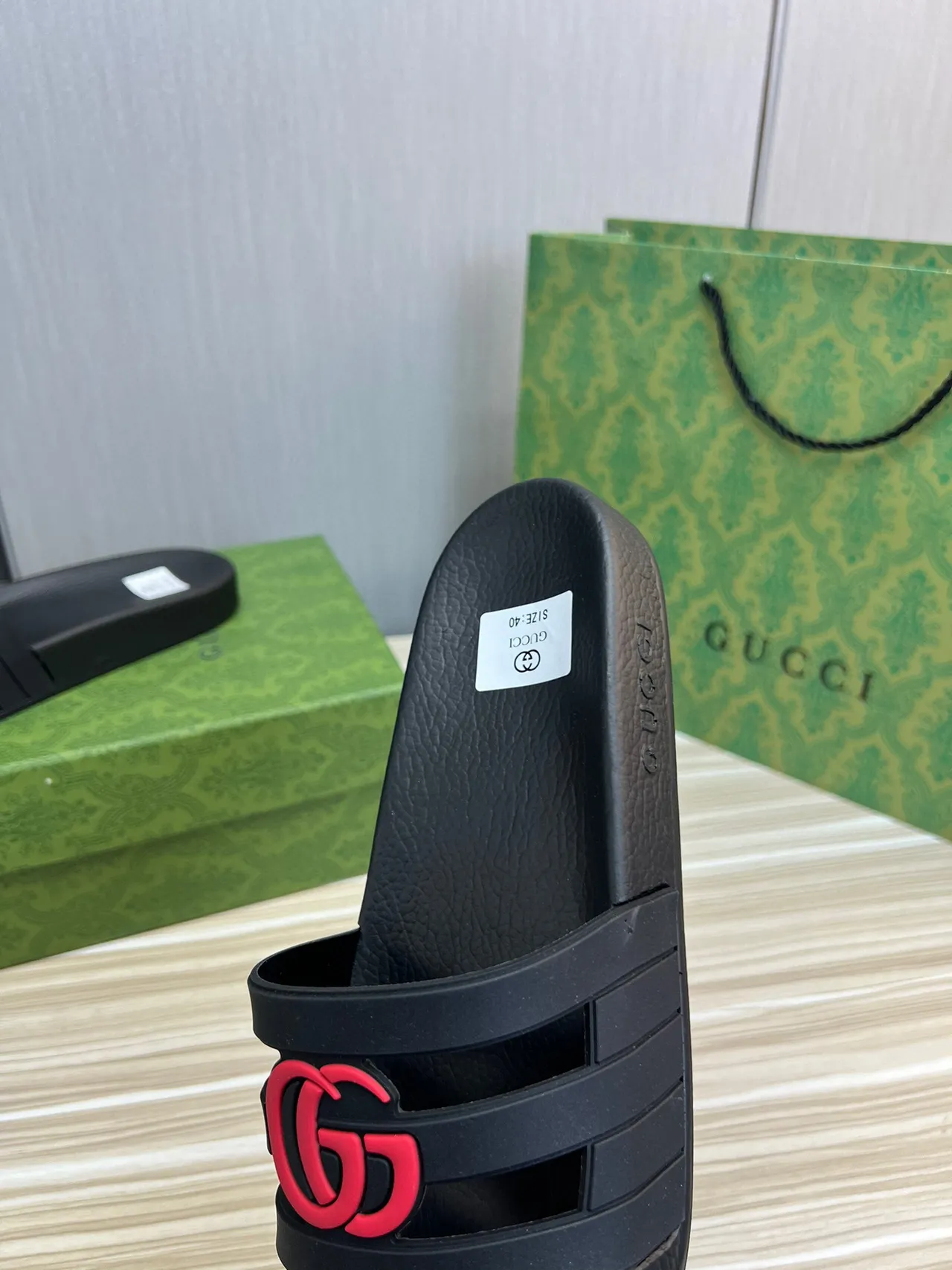 Gucci GG Slide Black Red Rubber Construction Interlocking G Logo Slippers 4
