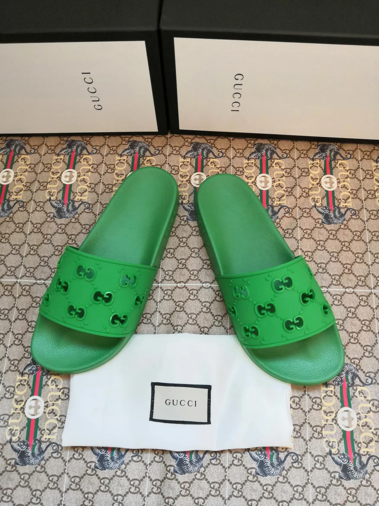 Gucci GG Slide Green Rubber Slippers 3