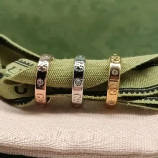 Gucci Gold Silver Monogram-Engraved Diamond-Accented Ring