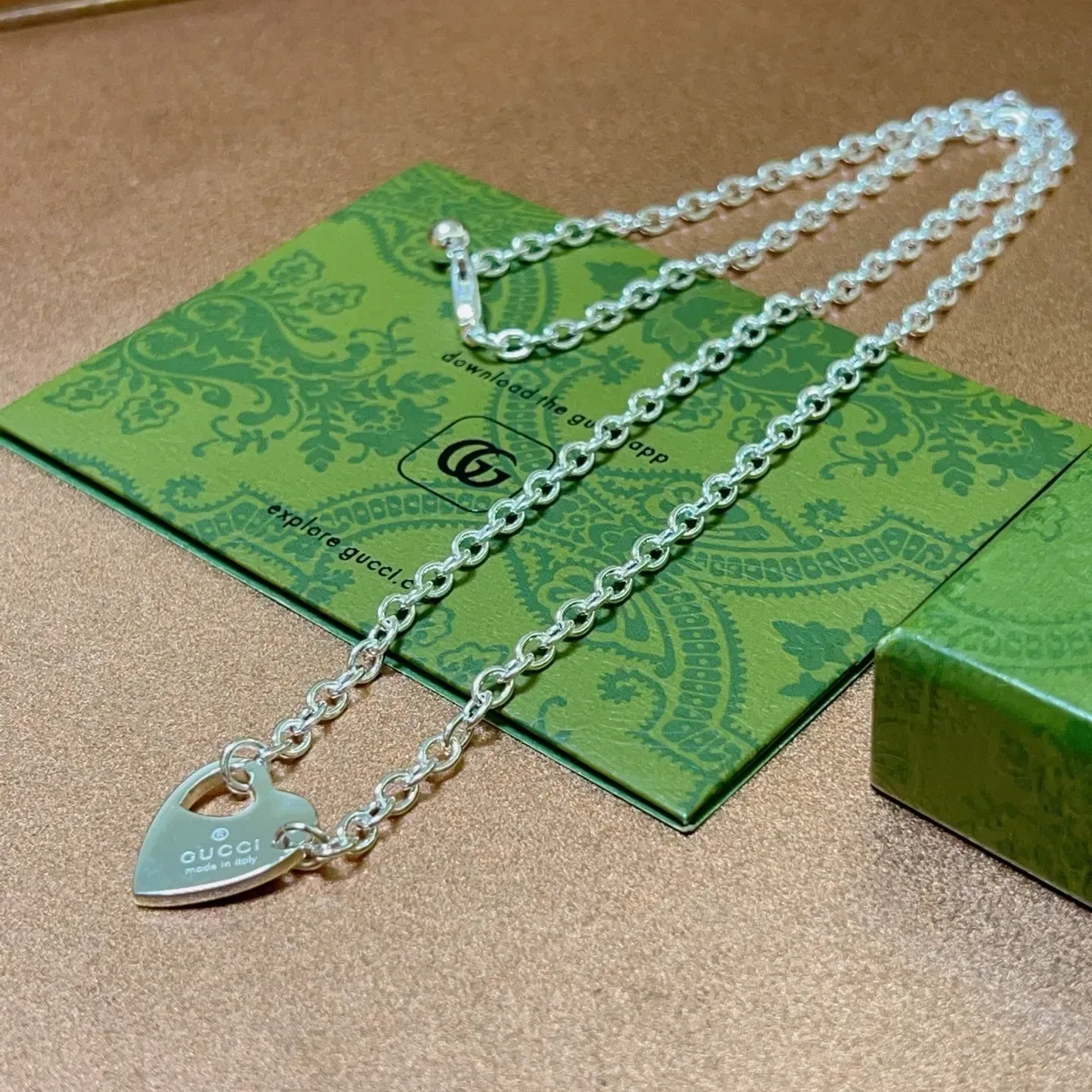 Gucci Heart Pendant Silver Chain Necklace 2