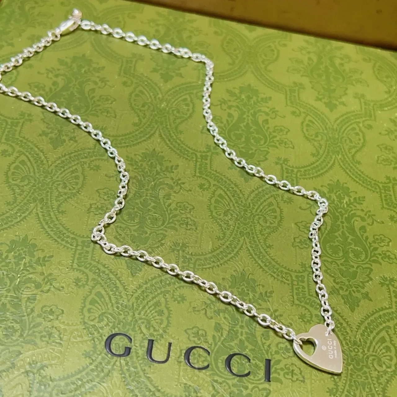 Gucci Heart Pendant Silver Chain Necklace 4