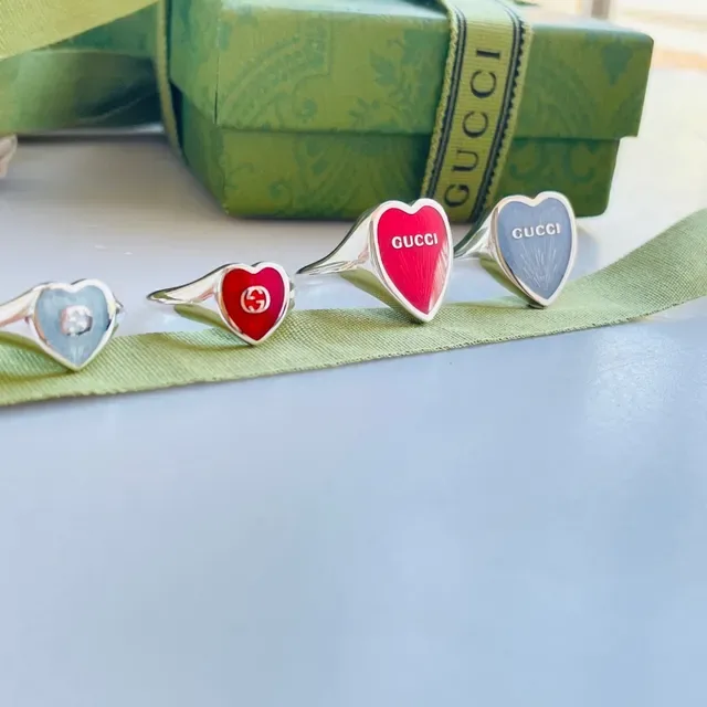 Gucci Heart Signet Blue Silver Enamel-Faced Ring 5