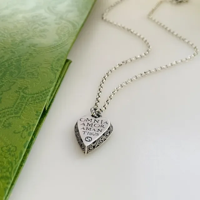Gucci Heart Silver Green Engraved Latin Inscription Necklace 2