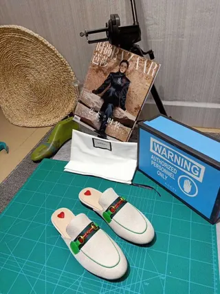 Gucci Horsebit 1955 Bege Verde Lona Trançada Parte Superior Detalhe de Fivela Mocassim 9