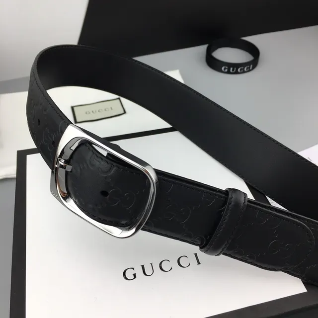 Gucci Horsebit 1955 Ceinture en cuir noir embossé GG 9
