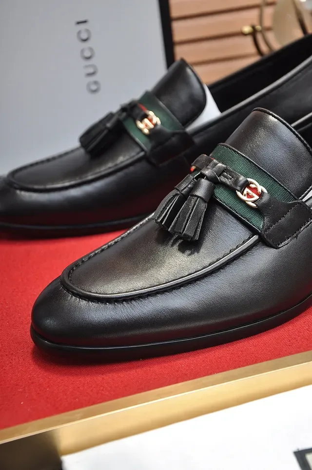 Gucci Horsebit 1955 Black Leather Tassel Loafers 2