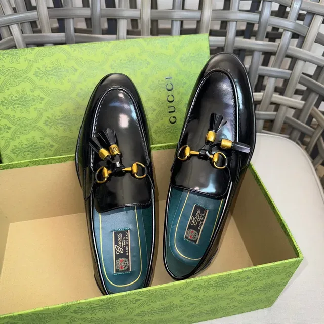 Gucci Horsebit 1955 Black Patent Leather Tassel Loafers 9