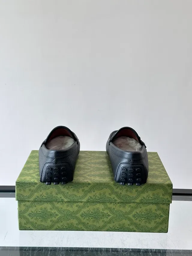 Gucci Horsebit 1955 Loafers en Cuir Noir Grainé GG 3