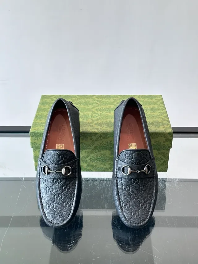 Gucci Horsebit 1955 Loafers en Cuir Noir Grainé GG 4