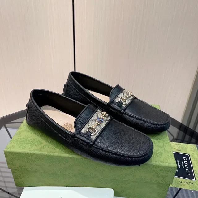 Gucci Horsebit 1955 Black Pebbled Leather Loafers 9