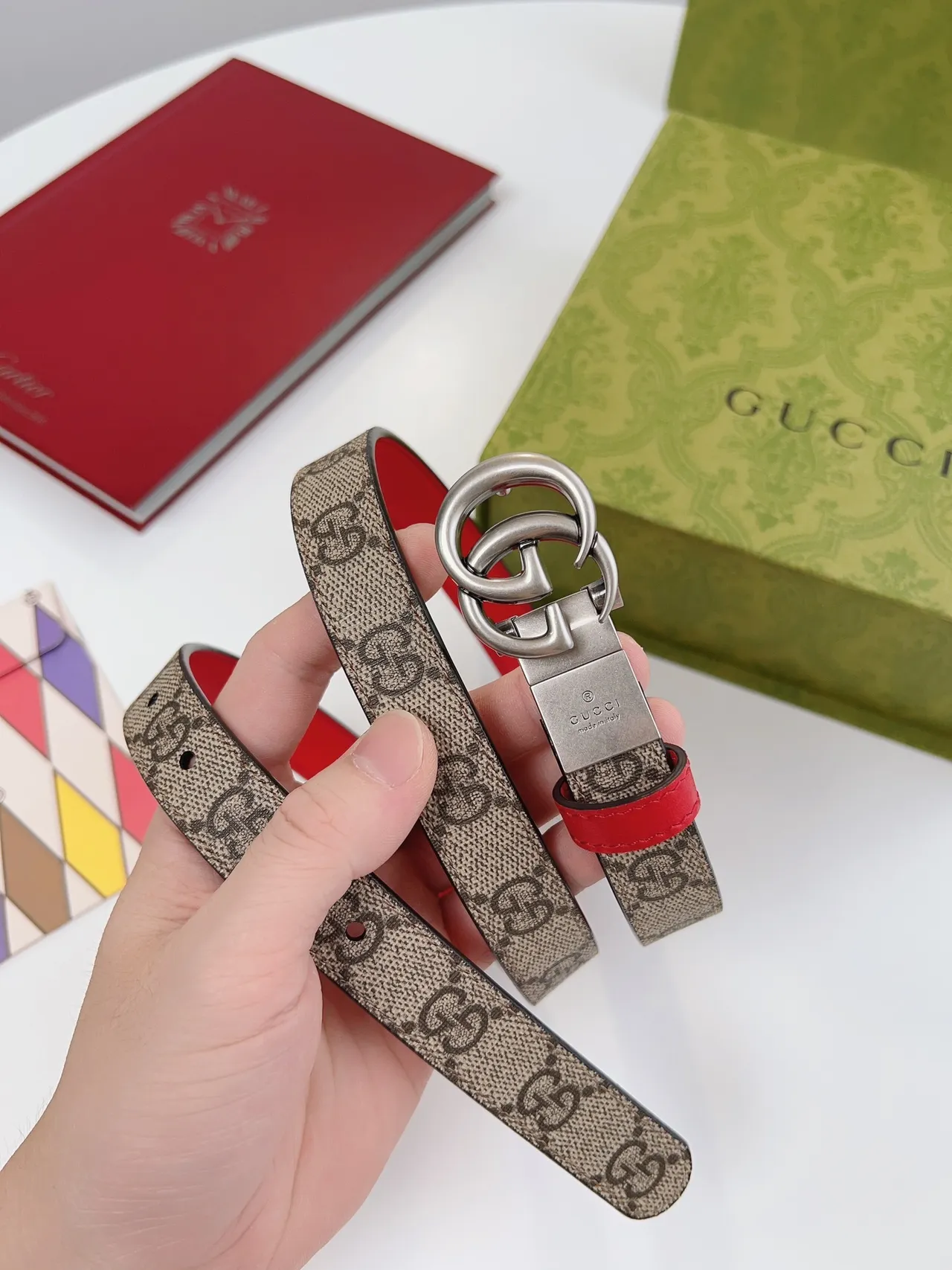 Gucci Horsebit 1955 GG Monogram 帆布和红色皮革腰带 2