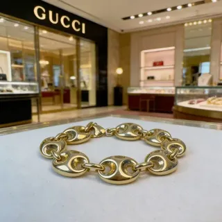 Gucci Horsebit 1955 Gold-Tone Interlocking Oval Link Bracelet