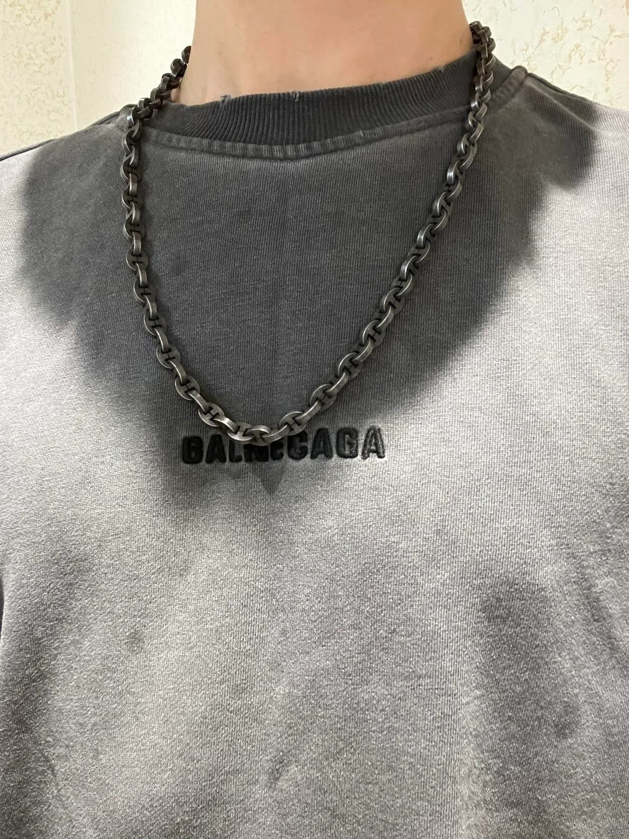 Gucci Horsebit 1955 Gray Interlocking H-Link Chain Oxidized Metal Finish Necklace 2