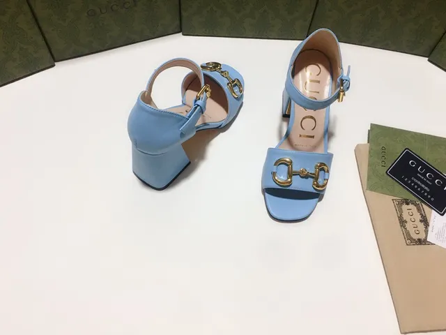 Gucci Horsebit 1955 Sandales Gladiator en Cuir Bleu Clair 6