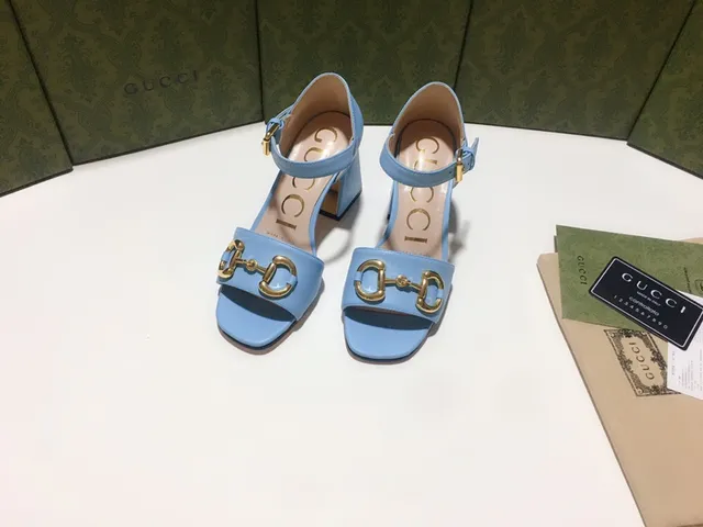 Gucci Horsebit 1955 Sandales Gladiator en Cuir Bleu Clair 7