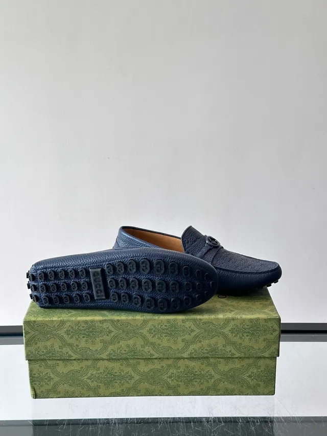 Gucci Horsebit 1955 Navy Beige Pebbled Leather Buckle Loafer 2