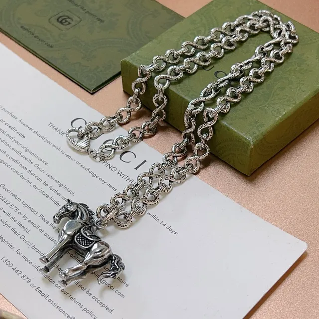 Gucci Horsebit 1955 Silver Beige Infinity-Link Chain Necklace 4