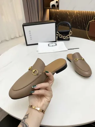 Gucci Horsebit 1955 Mocassins en Cuir Taupe 2