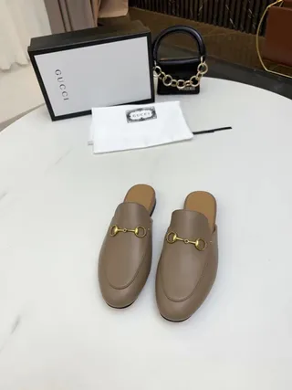 Gucci Horsebit 1955 Mocassins en Cuir Taupe 5