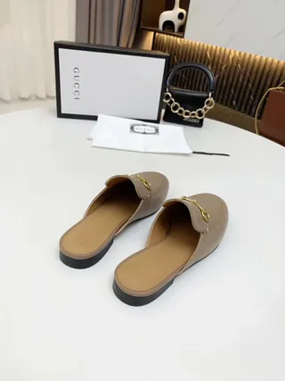 Gucci Horsebit 1955 Mocassins en Cuir Taupe 6