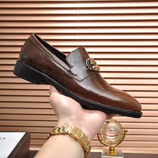 Gucci Horsebit 棕色印花皮革乐福鞋
