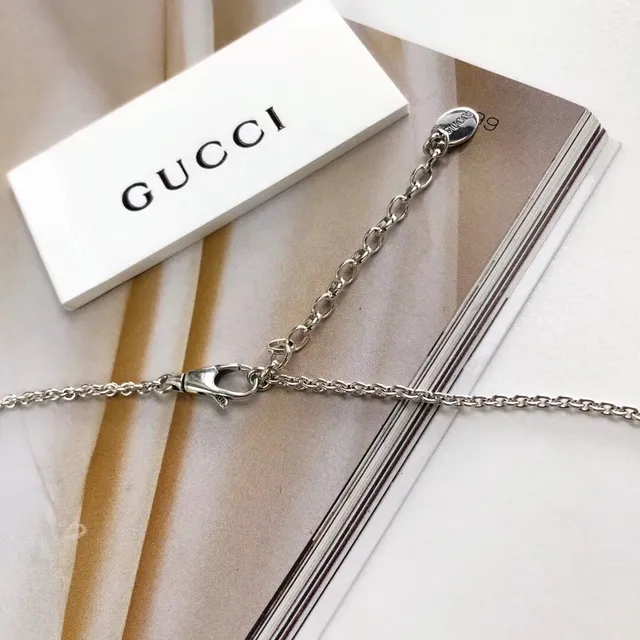 Gucci interlocking Anel duplo gravado Logo prata colar 3