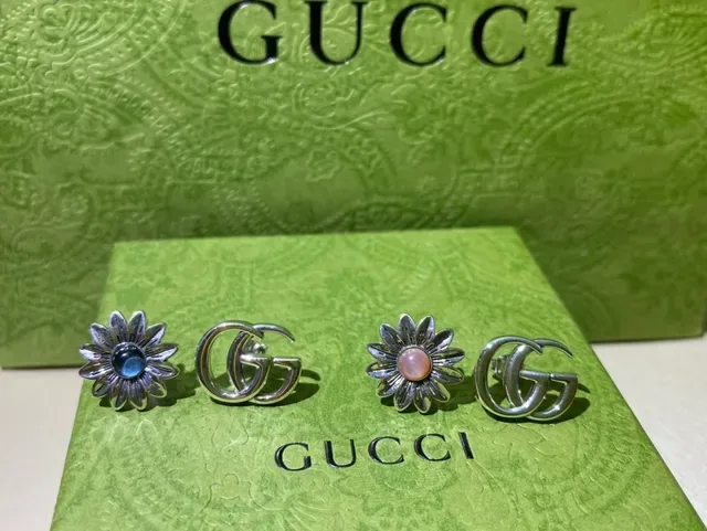 Gucci Interlocking G and Daisy Floral Stud Earrings 9