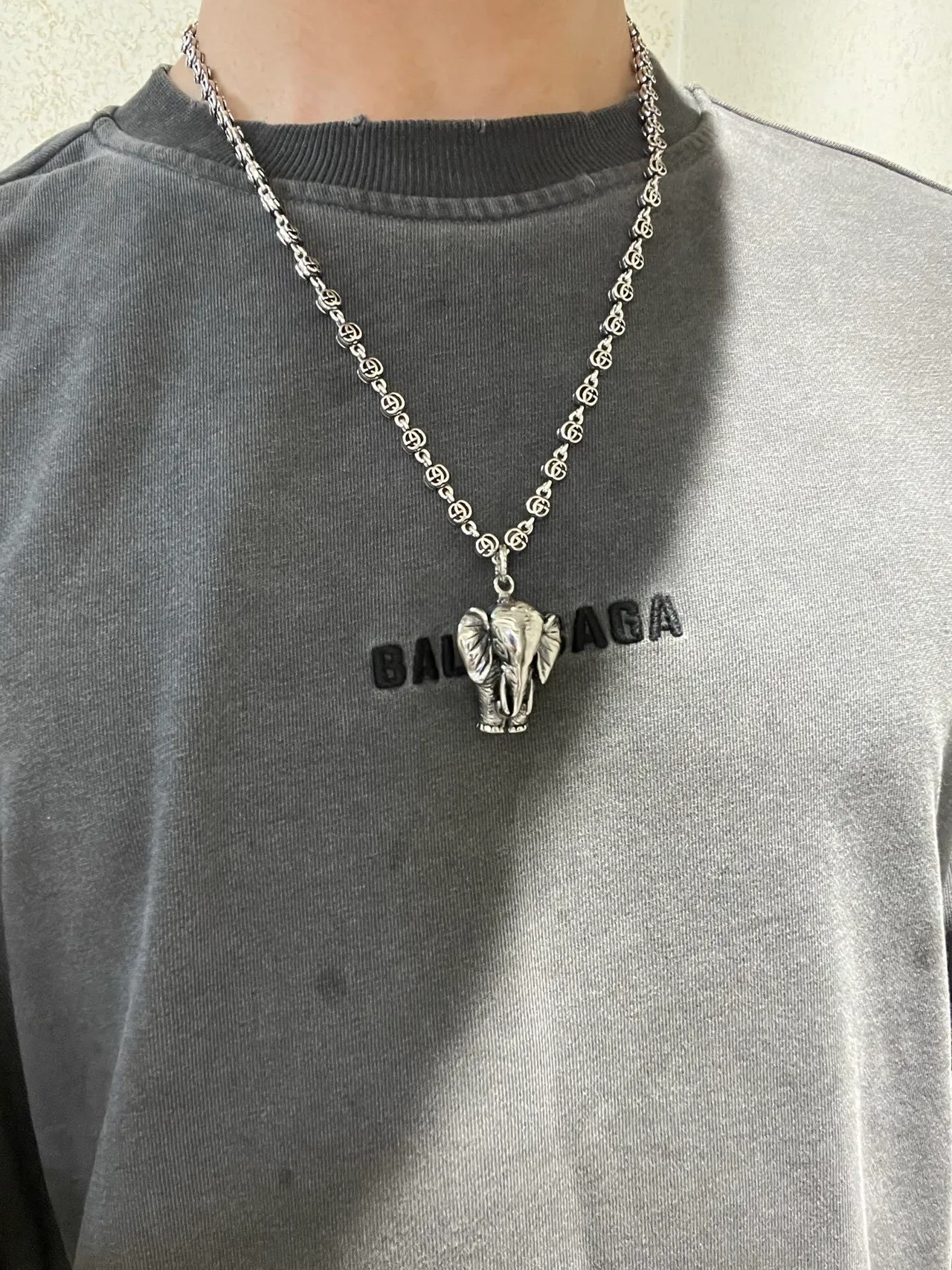 Gucci Interlocking G-Link Elephant Pendant Necklace 2
