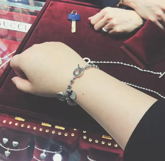 Gucci Interlocking G Silver Ball-Chain Charm Bracelet 3