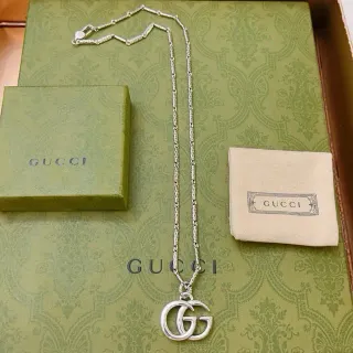 Gucci Interlocking G 银色吊坠细链项链