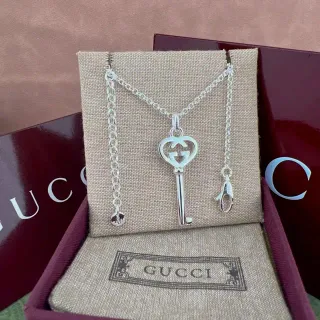Gucci 心锁 互锁 G 银色调 项链