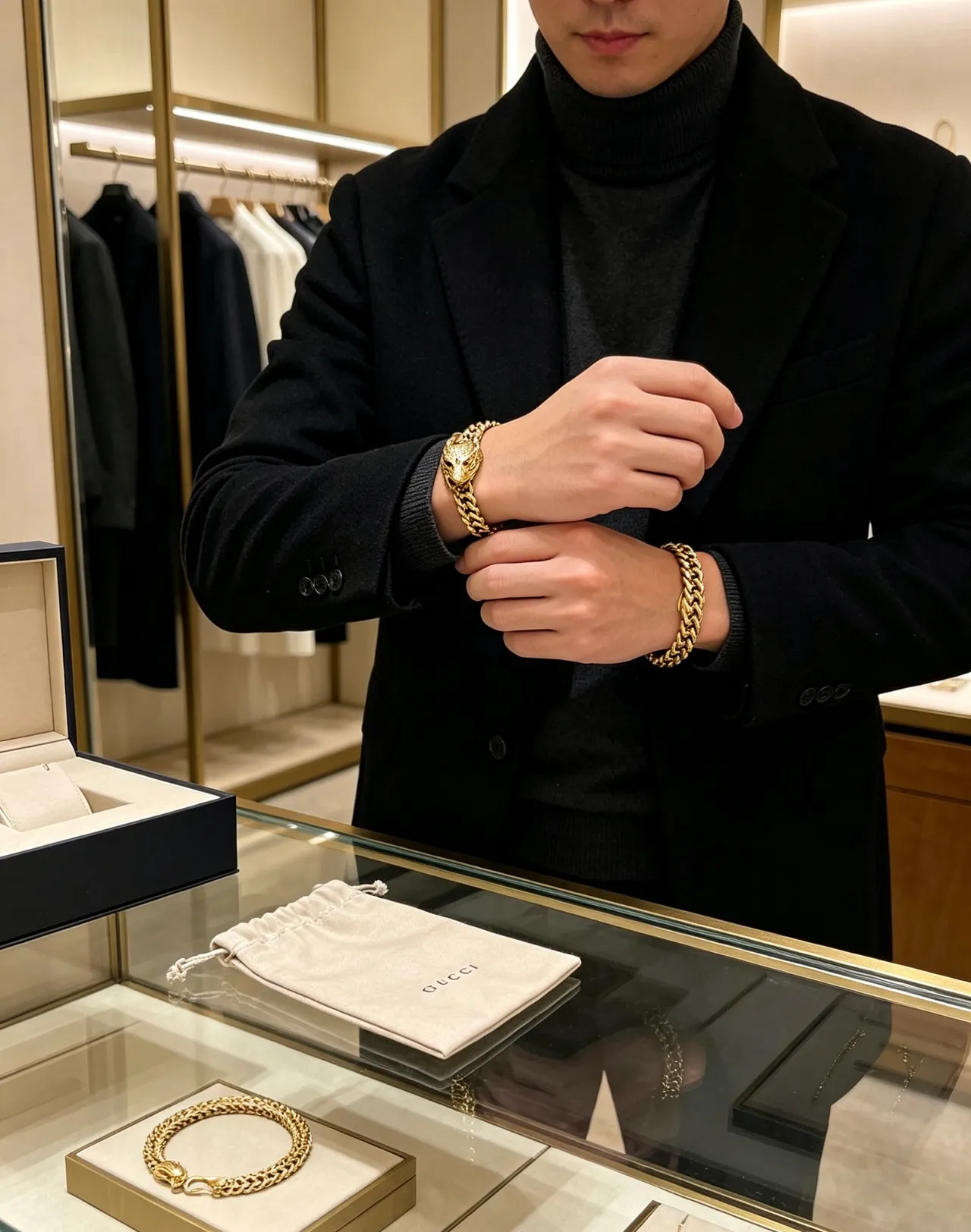 Gucci Lion Head Woven Gold-Tone Bracelet 8