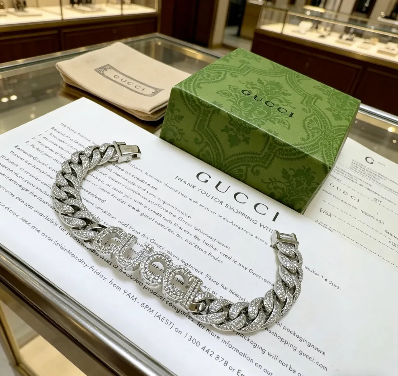 Gucci Logo-Integrating Pavé Curb-Link Bracelet 3