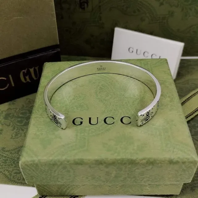 Gucci Monogram Bee Engraved Silver-Toned Cuff Bracelet 2