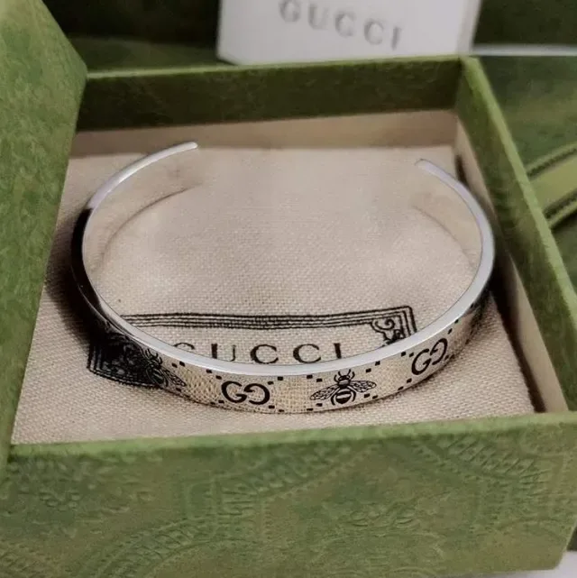 Gucci Monogram Bee Engraved Silver-Toned Cuff Bracelet 3