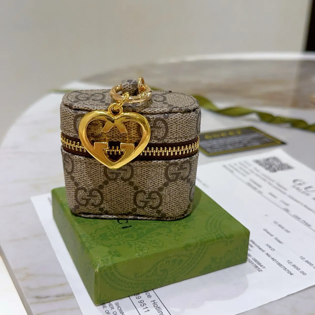 Gucci Ophidia Sac à main beige marron GG Monogramme Canvas en forme de cœur avec charme G entrelacé 5